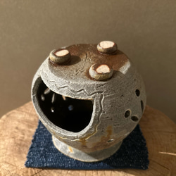焼き締めの茶香炉　受け皿2枚付き　(アロマポット) 6枚目の画像