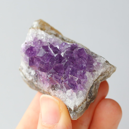 ⭐️極上5A品質⭐️ウルグアイ産 アメジストクラスター⭐️濃厚パープル 天然石 浄化 厳選品 極上 5A＼＼ウルグアイ産・アメジスト クラスター(紫水晶