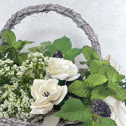 アーティフィシャルフラワー 造花 フラワーギフト 籐バスケット かご