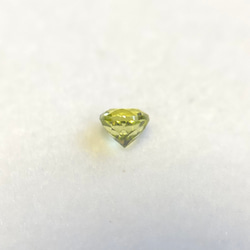 パラサイトペリドット ルース 0.162ct インドネシア ジェパラ隕石 日独パラサイト鑑別付き 4枚目の画像