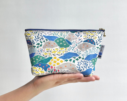 4ポケットのファスナーポーチ ガーデン Blue ポーチ Shizuku 通販