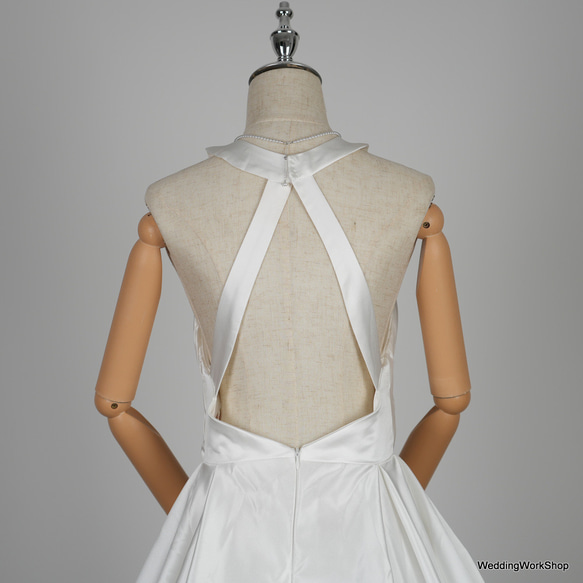 大好きな  ホワイト  ノースリーブ  ホルターネック  ウエディングドレス 細見えシルエット 花嫁/結婚式G192 4枚目の画像