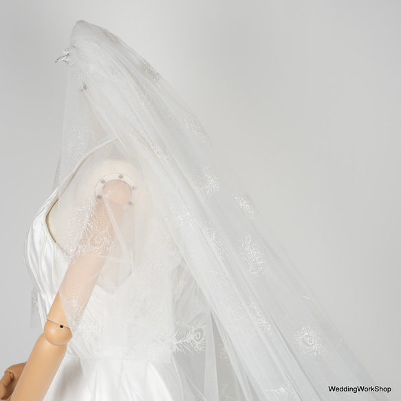 華やか   ホワイト キラキラチュール  コーム付き  ロングベール 花嫁/G193 9枚目の画像