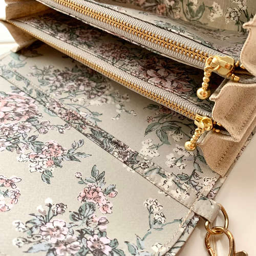 【s様】リバティ　ショルダーバッグ　セリーヌ LIBERTY セリーヌの軽やかショルダーバッグ お財布ポシェット