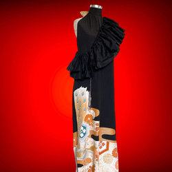孔雀紋様 留袖 ホルターワンピ 着物リメイク パーティーワンピ 和柄 演奏会 コンサート 結婚式 衣装 黒 N6401 7枚目の画像