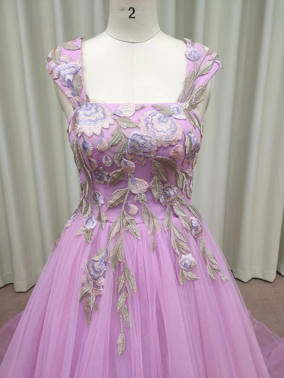 【デザイン、色変更可能】Aライン　ノースリーブ　刺繍　ピンク　ウェディングドレス　二次会　前撮り　演奏会 1枚目の画像