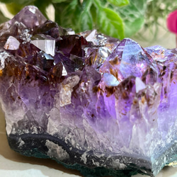 カコクセナイト内包✨  アメジスト　紫水晶　クラスター　原石　ラフストーン 6枚目の画像
