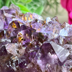 カコクセナイト内包✨  アメジスト　紫水晶　クラスター　原石　ラフストーン 2枚目の画像