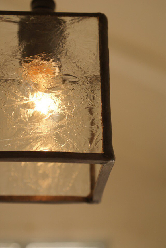 ステンドグラスのランプ Square verre *vine lace*　SG-06 3枚目の画像