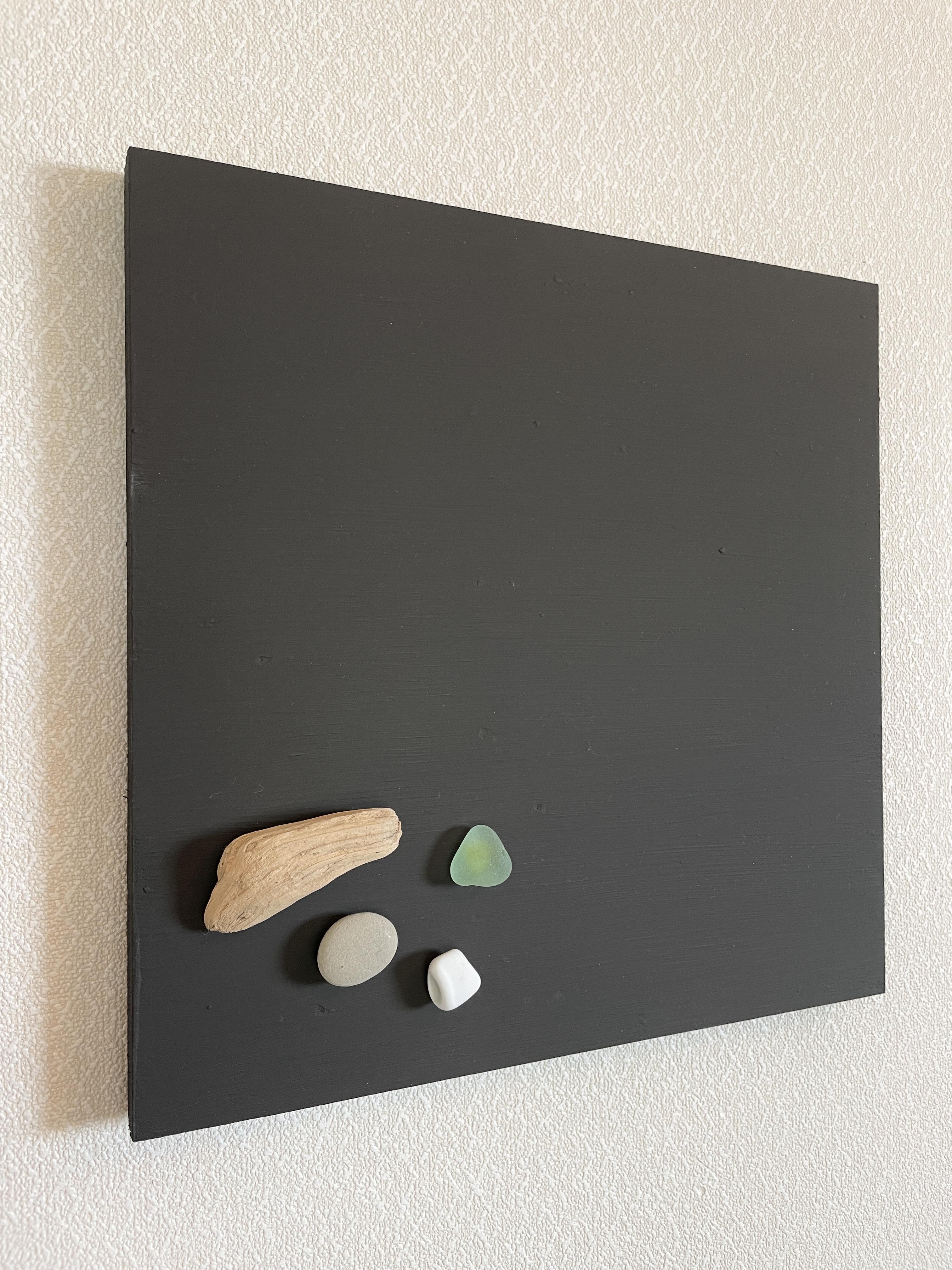 Sounds of the sea マグネットボード Black gray マグネット別売