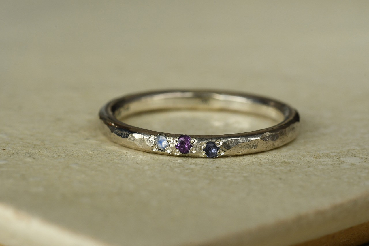 繋がる日常の物語～ブルームーンストーン・アメジスト・アイオライト～