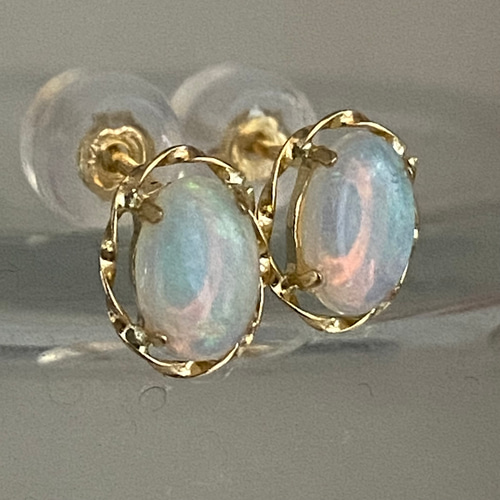 k18YG AU750 18金 ホワイトオパール ピアス 1ペア ピアス（スタッド 