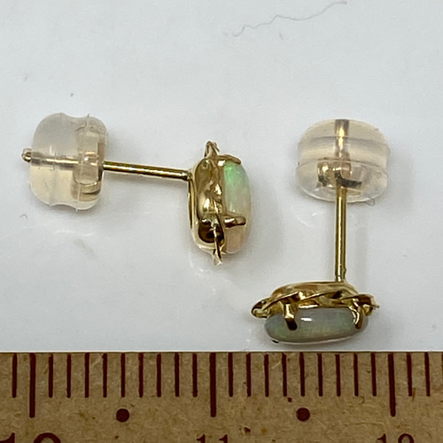 k18YG AU750 18金 天然マルチカラーピアス1ペア