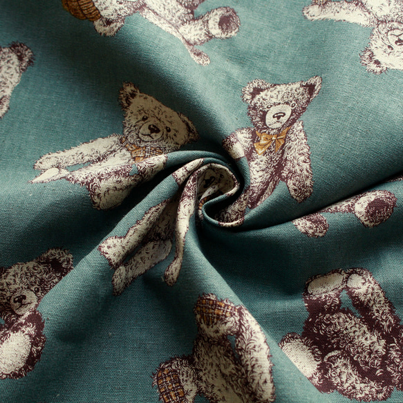 ハーフカットsize！『綿麻キャンバス　くま　テディベア柄　1Cーブルー』～52×50㎝でカット済み～ 2枚目の画像