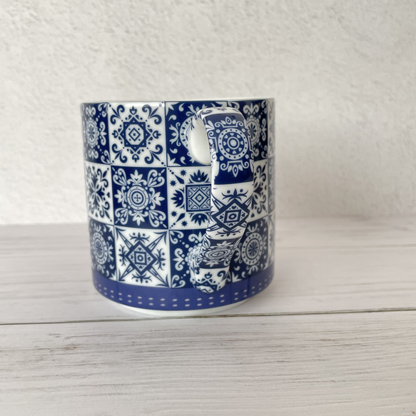 【新作】北欧デザイン　ブルーの軽いマグカップ 3枚目の画像