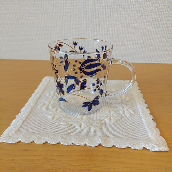 グラスペイント/アラベスク柄のガラスマグカップ（R-090） 2枚目の画像