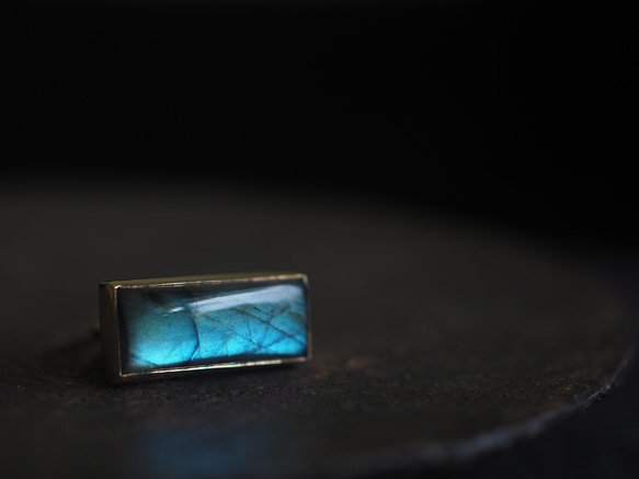 labradorite brass ring (kazesobae) 8枚目の画像