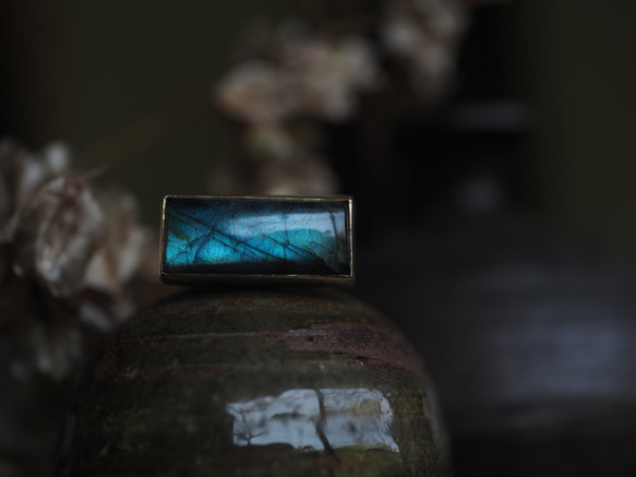 labradorite brass ring (kazesobae) 1枚目の画像