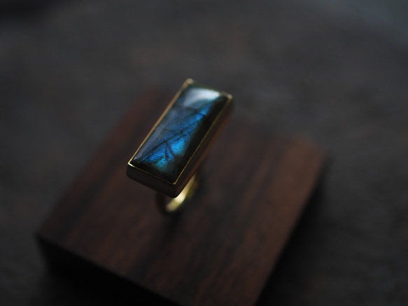 labradorite brass ring (kazesobae) 12枚目の画像