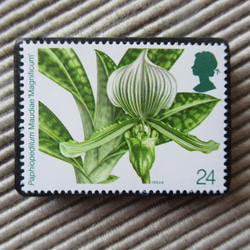 イギリス　切手ブローチ 9590 1枚目の画像