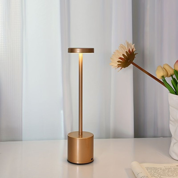 テーブルランプ LED コードレス USB 充電式 北欧 アンティーク おしゃれ 明るい 金 ゴールド at-0009 1枚目の画像