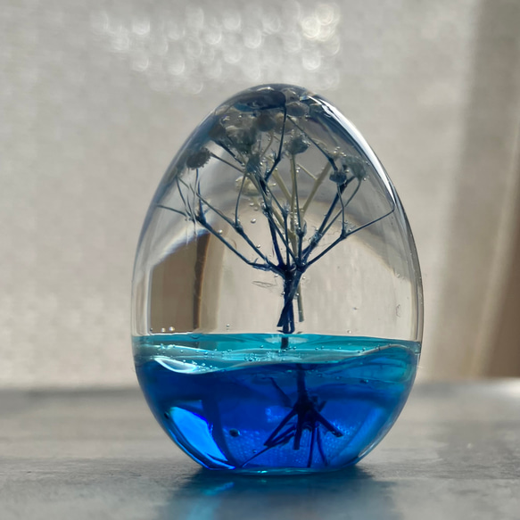 水に浮かぶ青の樹 5枚目の画像