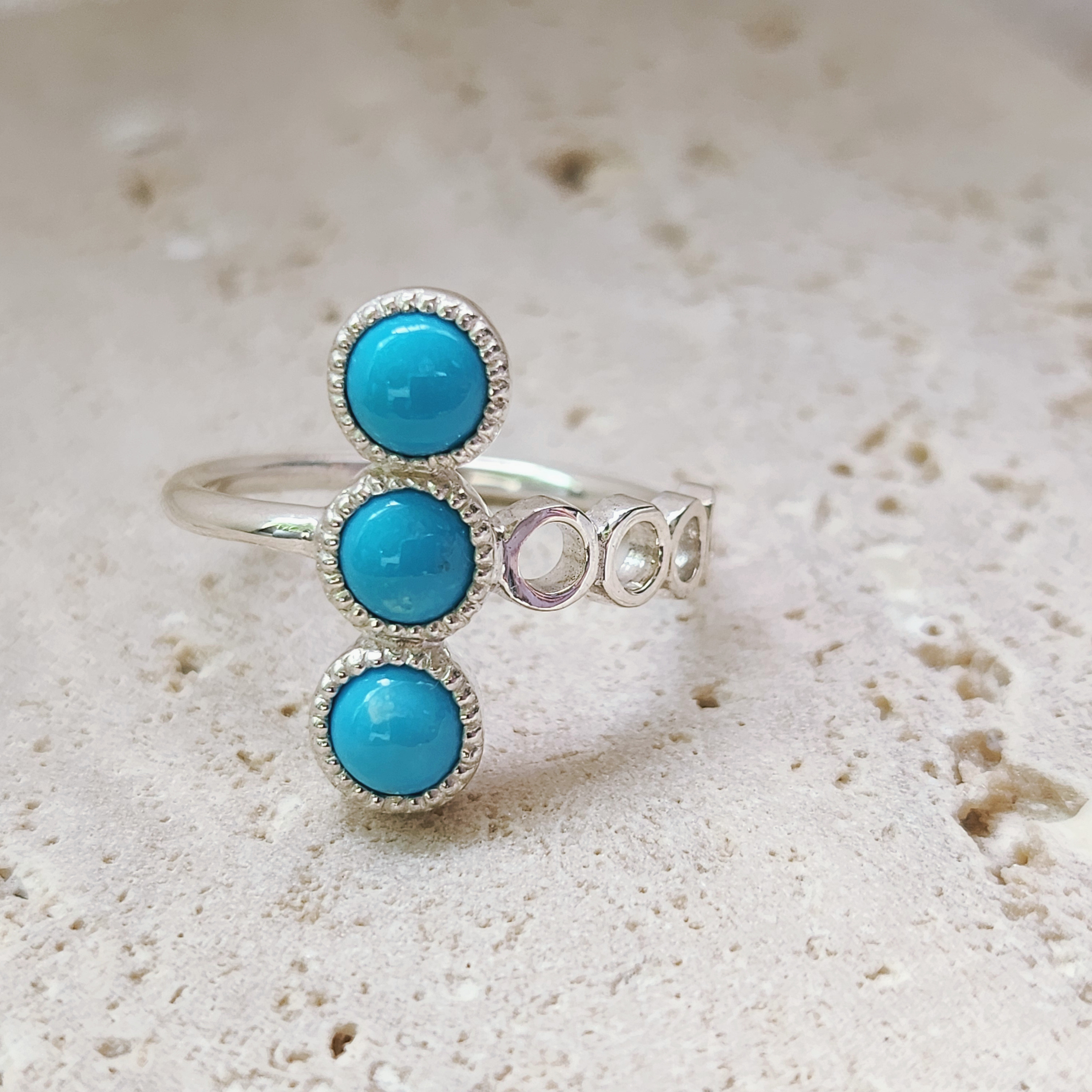 キングマンターコイズAAA- ラウンド カボション丸レースリングH220S