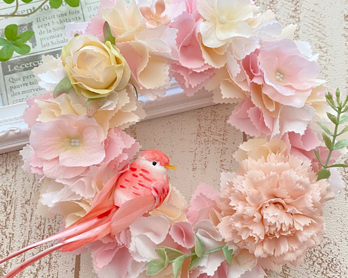 母の日にも♪】小鳥とお花の布リース〜カーネーションと紫陽花と鳥さん