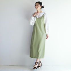 春夏【暗開心果色】可水洗，光滑霧面紋理帶口袋吊帶連身裙♥ 第4張的照片