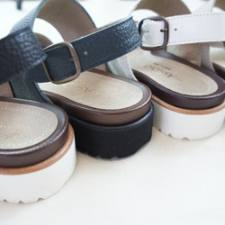 【アシオト】神戸の靴職人が作った♪超軽量・純国産レザーサンダル♪モデルサイズ26.0cmまで対応商品（A7015） 8枚目の画像