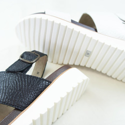 【アシオト】神戸の靴職人が作った♪超軽量・純国産レザーサンダル♪モデルサイズ26.0cmまで対応商品（A7015） 5枚目の画像