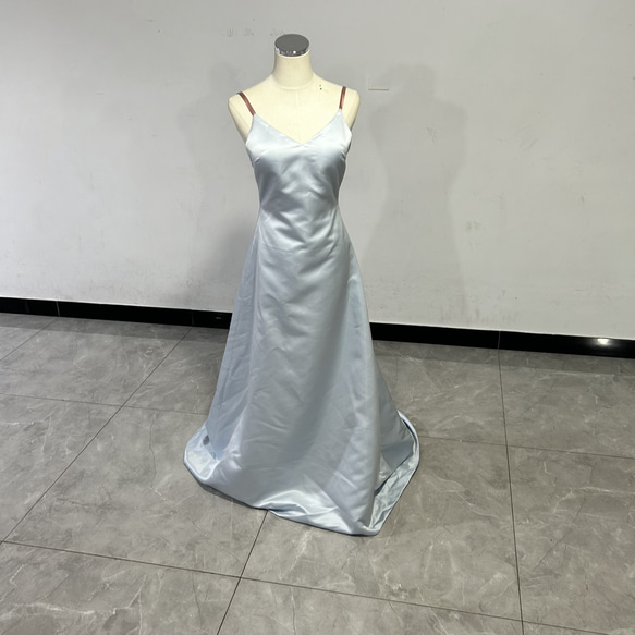 抜群のおしゃれ見えパーティードレス 水色 トレーン シアーな美しさ ポンチョ ソフトチュール ポンチョ演奏会 