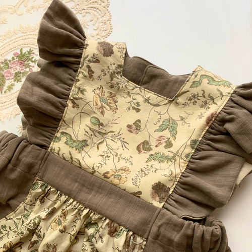 90-140cm) ハンドメイド子供服 リバティ✳︎田園風フリル