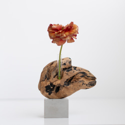 世界にたったひとつあなただけの流木一輪挿し | driftwood flowervase | osakana no.2 1枚目の画像