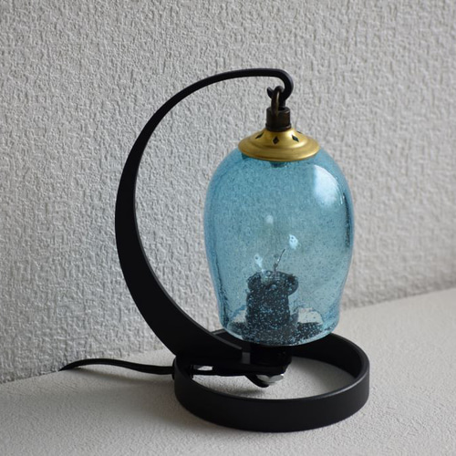 ◇送料無料◇吹きガラス卓上ランプ 鉄スタンド（小）【うす泡 スカイ