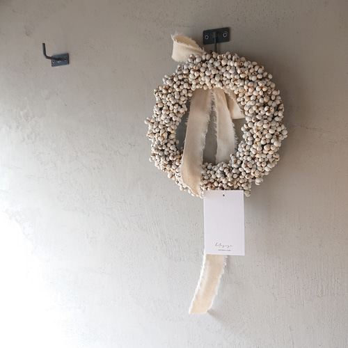 ナンキンハゼのリース リース hituziya 通販 17585974｜Creema(クリーマ)