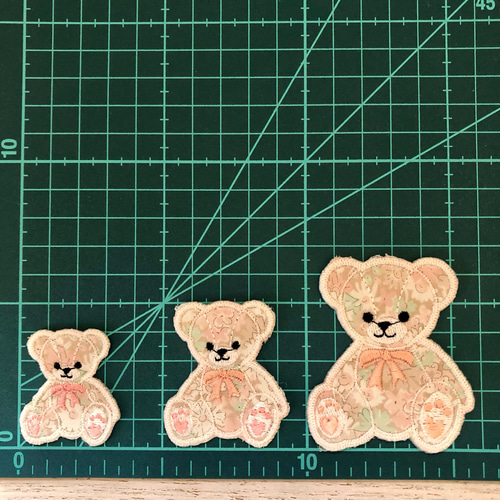 リバティ Libby くまワッペン アップリケ刺繍 ワッペン・アップリケ