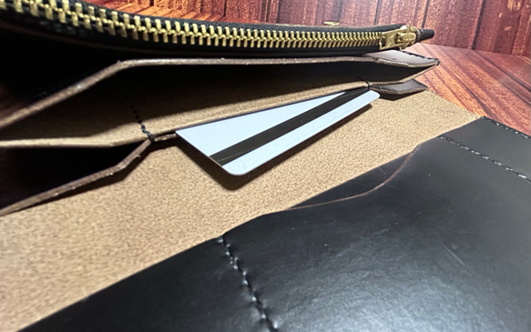 クロムエクセル製 トラッカーウォレット・アメカジ、ヴィンテージ好きな方に向けた長財布 7枚目の画像