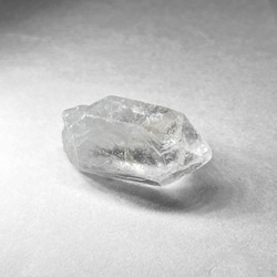 brazil crystal quartz：lightning / ブラジル産水晶原石23：ストレーション・ライトニング 3枚目の画像