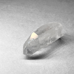 brazil crystal quartz：isis・lightning /ブラジル産水晶原石24：イシス・ライトニング 2枚目の画像