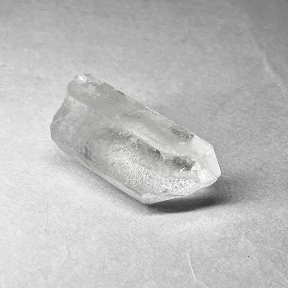 brazil crystal quartz：isis・lightning /ブラジル産水晶原石24：イシス・ライトニング 3枚目の画像