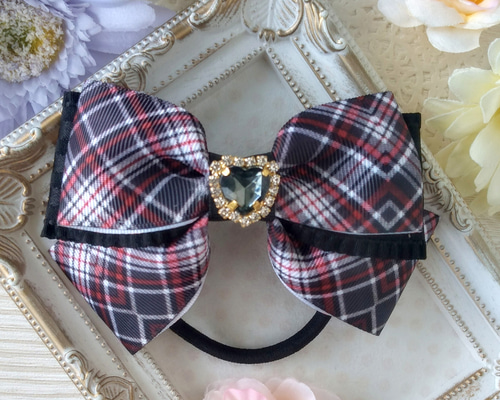 現品限り♡リボン　ヘアゴム♡チェックリボン♡レッド♡ひらひら♡ハンドメイド No.682 キッズ ヘアゴム リボン ハンドメイド ツイン チェック
