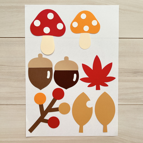 どんぐりアート　恭子ページ 壁面飾り♪ 秋 どんぐり＆もみじ＆いちょう♪ 雑貨・その他 IORI