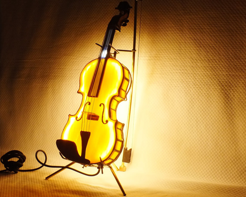 高さ31cm、ステンドグラスのバイオリン（LED付き）3L その他