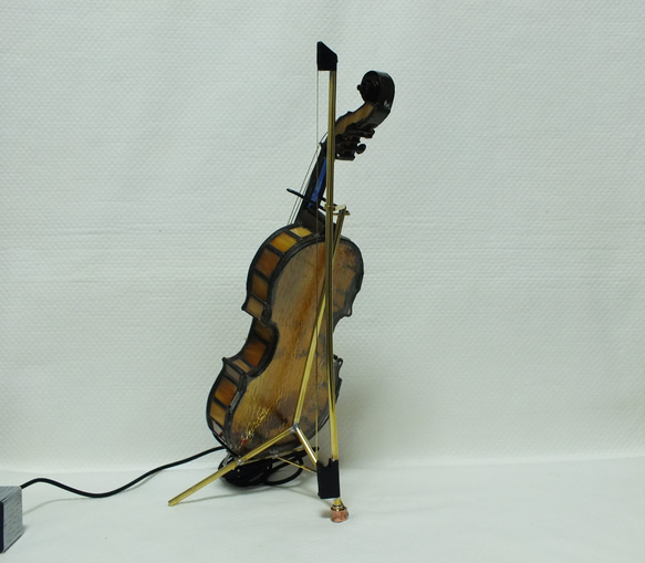 高さ３１ｃｍ、ステンドグラスのバイオリン（LED付き）３Ｌ 9枚目の画像