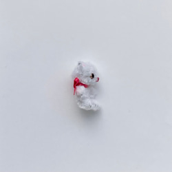 モールアート　白猫　カーネーション風ブーケセット　ラッピング済み　ミニチュアぬいぐるみ　母の日ギフト　2024 3枚目の画像