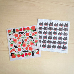 マルチクロス 黒猫と真っ赤なフルーツ スマホ画面や眼鏡拭きに便利！ 5枚目の画像