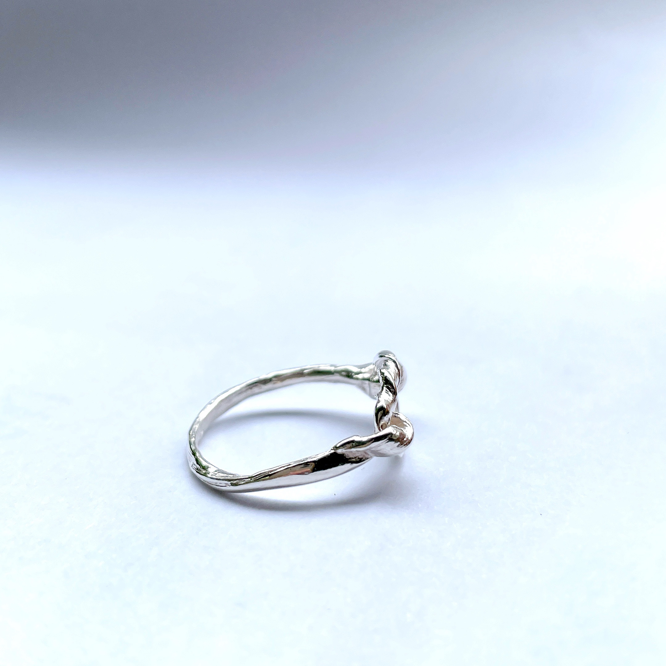 繋がるリング　twist ring 蜜蝋ジュエリー