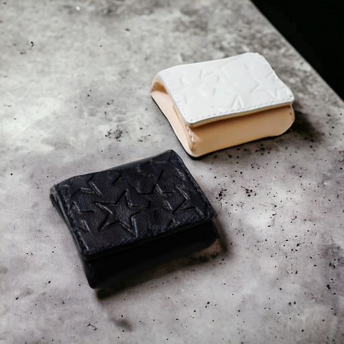 2カラーから選べるたっぷり入るぷっくり星のコインケース 革小物 革