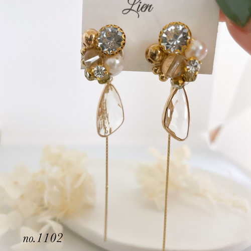 ♡ハンドメイド♡ビジューピアスイヤリング